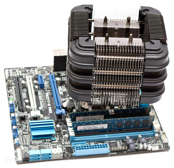 27-zalman-fx100-cube.jpg